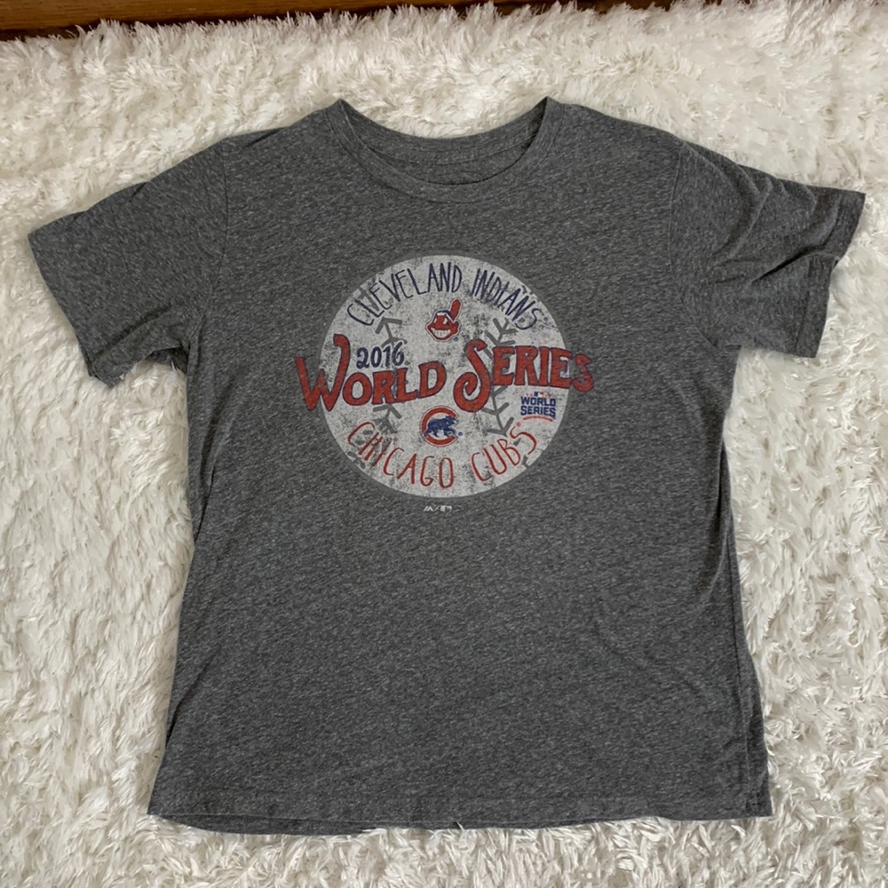 CLEVELAND INDIANS T SHiRT